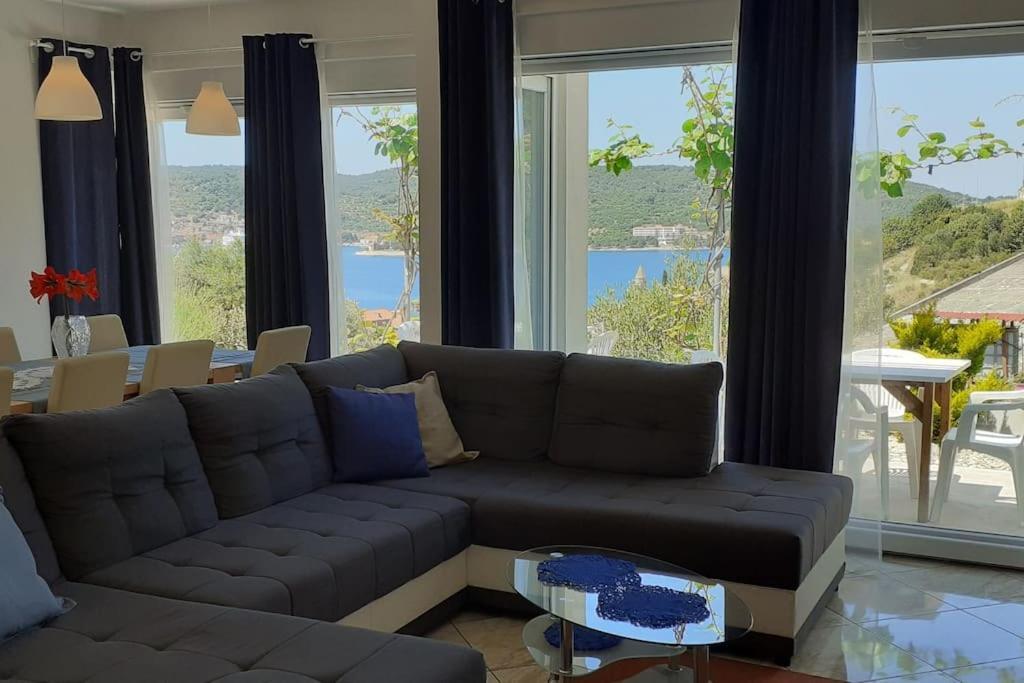 Vis - Luxury Holiday Villa With Swimming Pool Exteriér fotografie